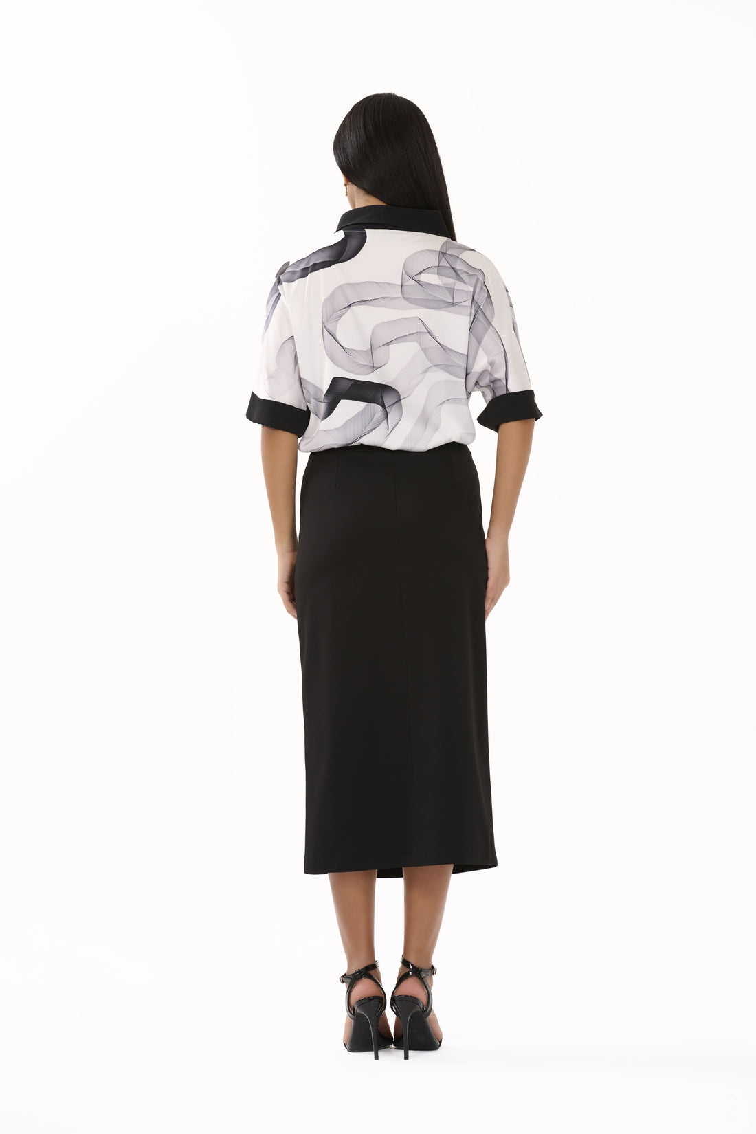 Eloise – Black Pleated Midi Skirt - 105009