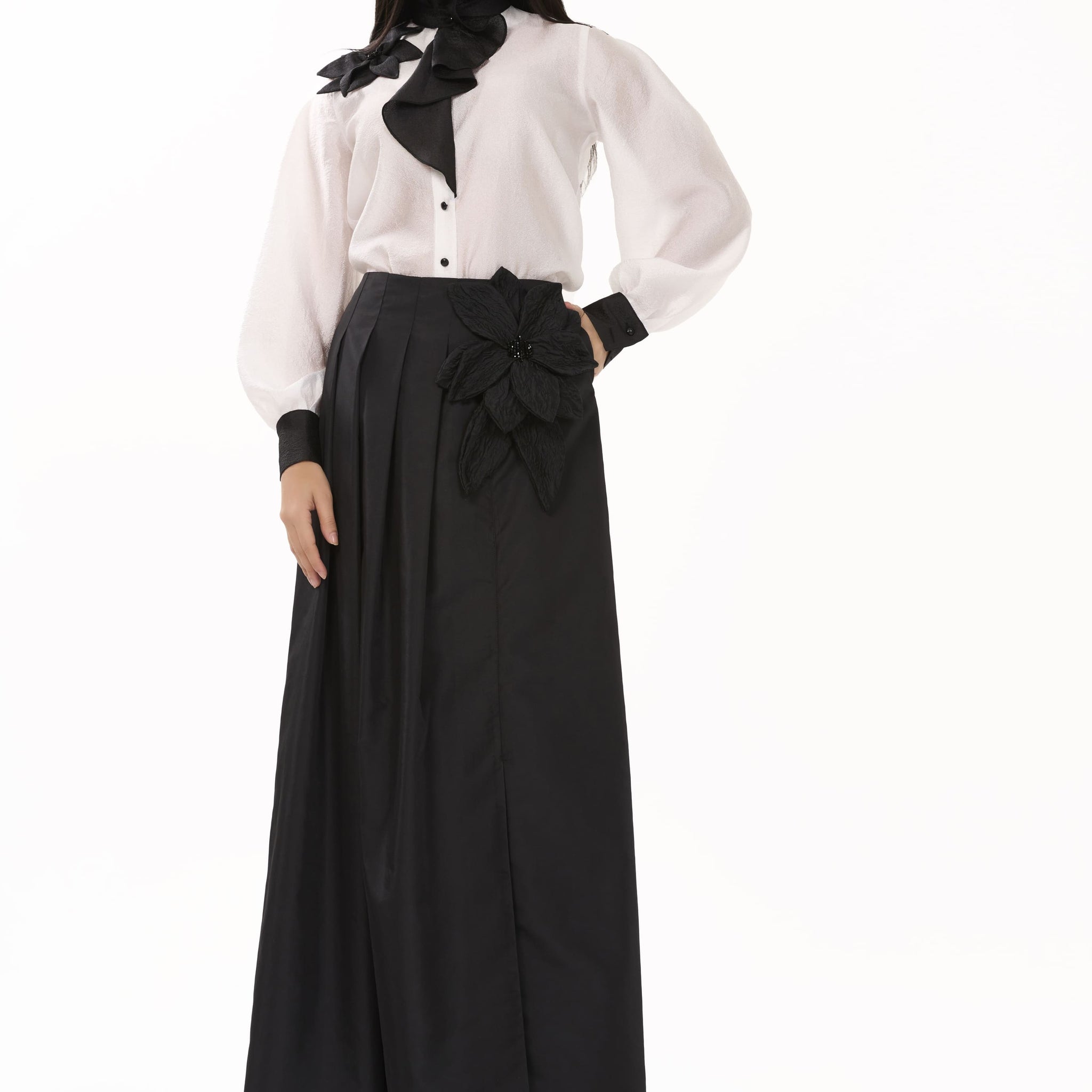 Juliet – Ecru Long-Sleeve Blouse - 305010