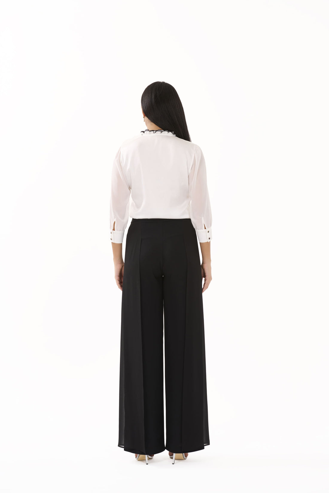 Dahlia – Ecru Long-Sleeve Blouse - 305017